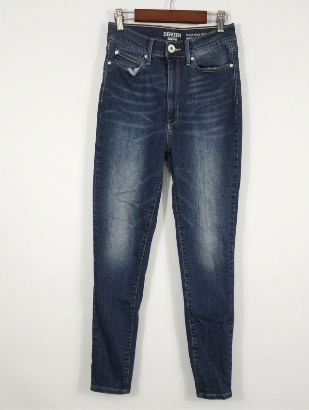 Denizen from Levi's ultra high-rise ankle jegging